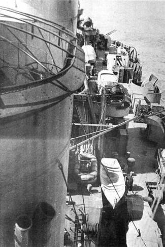 Иллюстрация к книге — Линейные крейсера Англии. Часть IV. 1915-1945 гг. [pic_154.jpg]