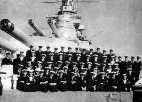 Иллюстрация к книге — Линейные крейсера Англии. Часть IV. 1915-1945 гг. [pic_72.jpg]