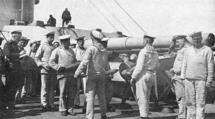 Иллюстрация к книге — Линейный корабль "Андрей Первозванный" (1906-1925) [pic_107.jpg]