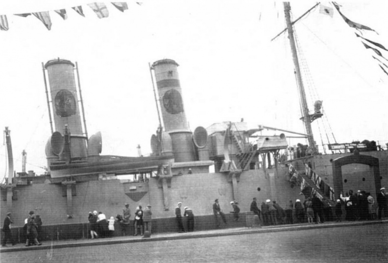 Иллюстрация к книге — Минные заградители типа «Амур». 1895-1941 гг. [img_126.jpg]