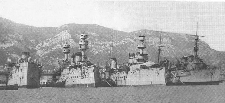 Иллюстрация к книге — Образцовые броненосцы Франции. Часть I. “Жорегибери”. 1891-1934 гг. [img_114.jpg]