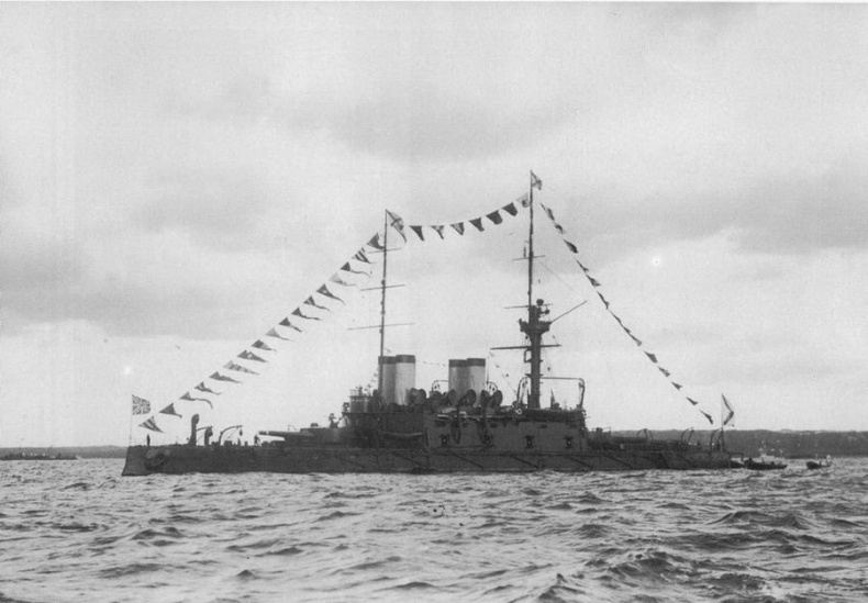 Иллюстрация к книге — Броненосец “Наварин”. 1888-1905 гг. [pic_64.jpg]