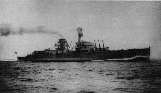 Иллюстрация к книге — Броненосные корабли типа “Дойчланд” [pic_1.jpg]