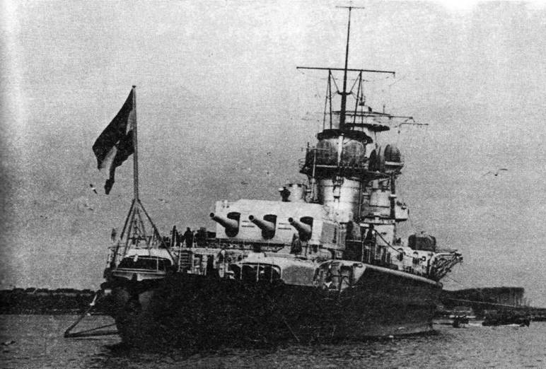 Иллюстрация к книге — Броненосные корабли типа “Дойчланд” [pic_22.jpg]