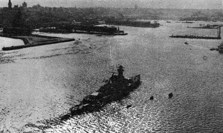 Иллюстрация к книге — Броненосные корабли типа “Дойчланд” [pic_62.jpg]