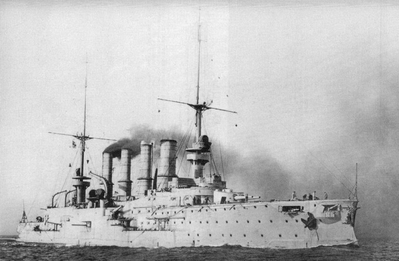 Иллюстрация к книге — Броненосные крейсера “Шарнхорст”, “Гнейзенау” и “Блюхер” (1905-1914) [pic_101.jpg]