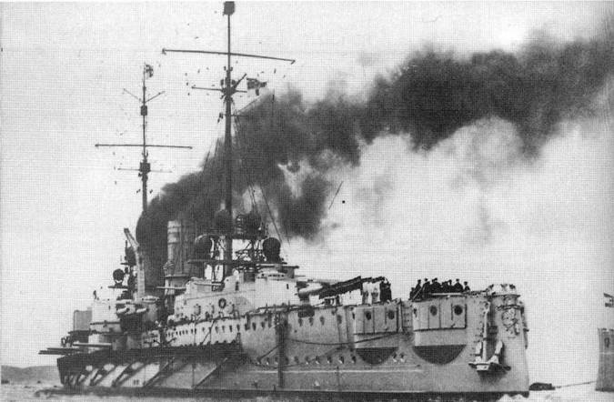 Иллюстрация к книге — Броненосные крейсера “Шарнхорст”, “Гнейзенау” и “Блюхер” (1905-1914) [pic_108.jpg]