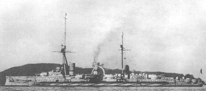 Иллюстрация к книге — Броненосные крейсера “Шарнхорст”, “Гнейзенау” и “Блюхер” (1905-1914) [pic_115.jpg]