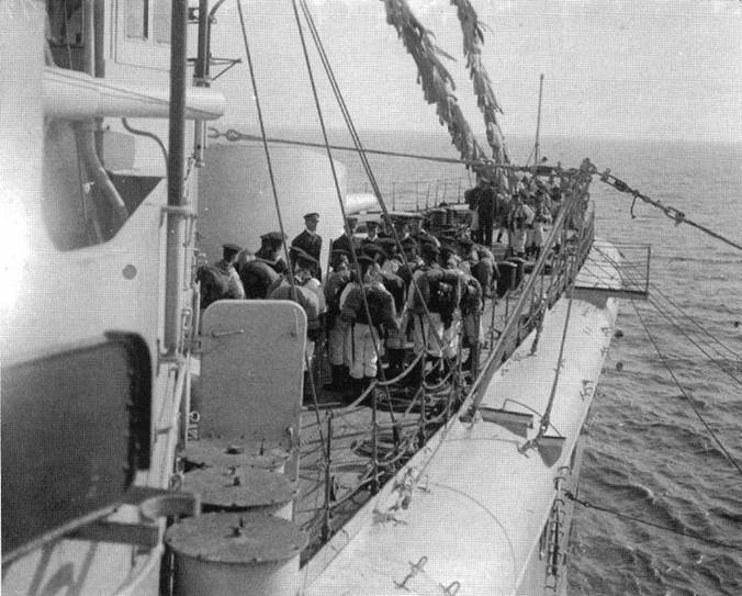 Иллюстрация к книге — Броненосные крейсера “Шарнхорст”, “Гнейзенау” и “Блюхер” (1905-1914) [pic_85.jpg]