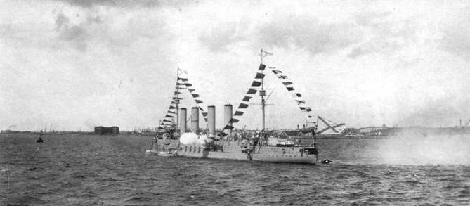 Иллюстрация к книге — Броненосные крейсера типа “Адмирал Макаров”. 1906-1925 гг. [pic_84.jpg]