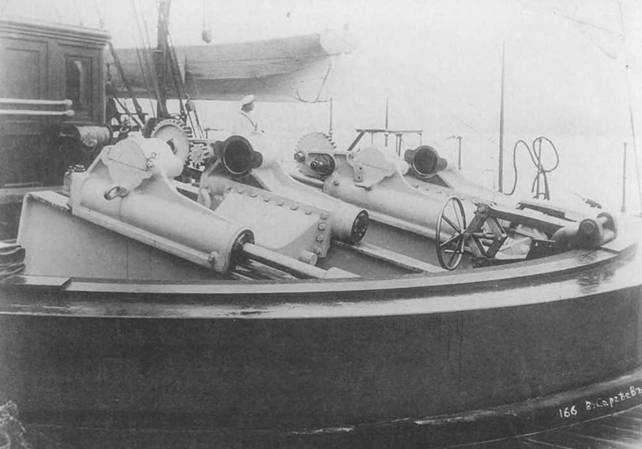 Иллюстрация к книге — Броненосный крейсер “Адмирал Нахимов” [pic_55.jpg]