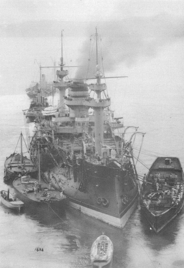 Иллюстрация к книге — Броненосцы типа “Редутабль" (1871-1921) [img_105.jpg]