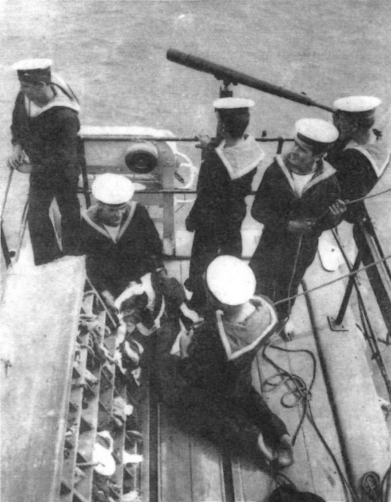 Иллюстрация к книге — Броненосцы типа «Роял Соверен» [pic_10.jpg]