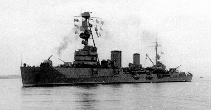 Иллюстрация к книге — Гвардейский крейсер «Красный Кавказ». [pic_115.jpg]