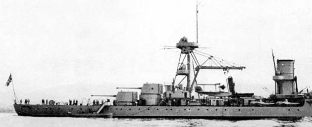 Иллюстрация к книге — Гвардейский крейсер «Красный Кавказ». [pic_125.jpg]