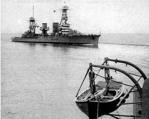 Иллюстрация к книге — Гвардейский крейсер «Красный Кавказ». [pic_140.jpg]