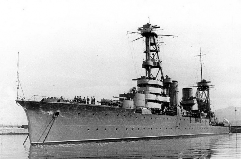 Иллюстрация к книге — Гвардейский крейсер «Красный Кавказ». [pic_2.jpg]