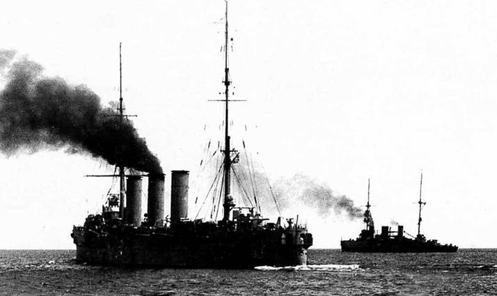 Иллюстрация к книге — Гвардейский крейсер «Красный Кавказ». [pic_63.jpg]