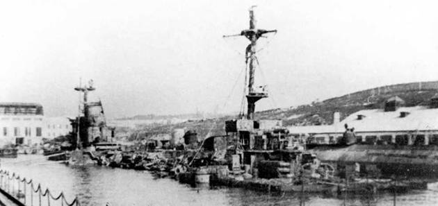 Иллюстрация к книге — Гвардейский крейсер «Красный Кавказ». [pic_89.jpg]