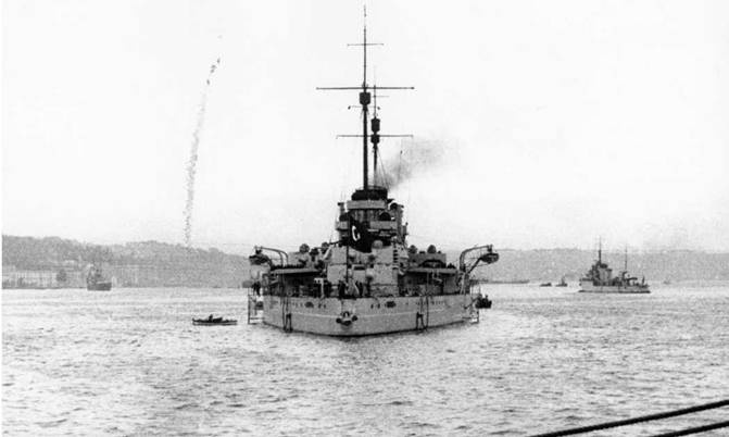 Иллюстрация к книге — Крейсер «Очаков» [pic_102.jpg]