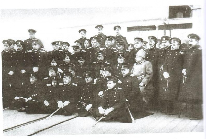 Иллюстрация к книге — Пуля для адмирала Кетлинского [_073.jpg]