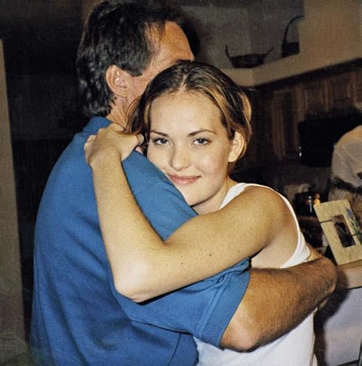 Иллюстрация к книге — Шаг вперед. История девушки, которая, потеряв ноги, научилась танцевать [_07_2.jpg]