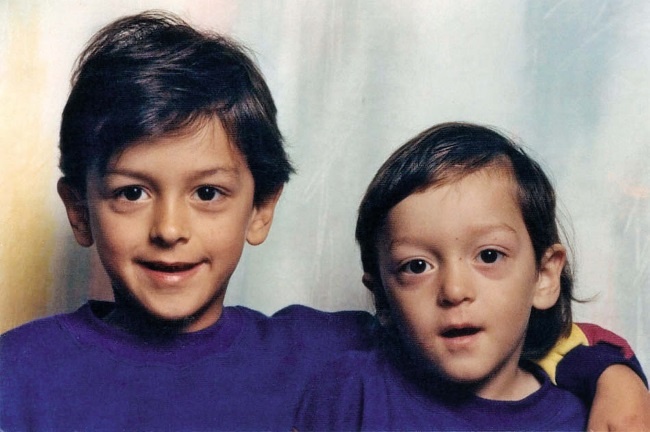 Иллюстрация к книге — Озил. Автобиография [i_001.jpg]