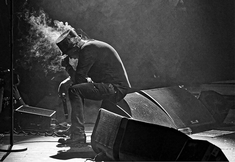 Иллюстрация к книге — Путь Горыныча. Авторизованная биография Гарика Сукачева [i_054.jpg]