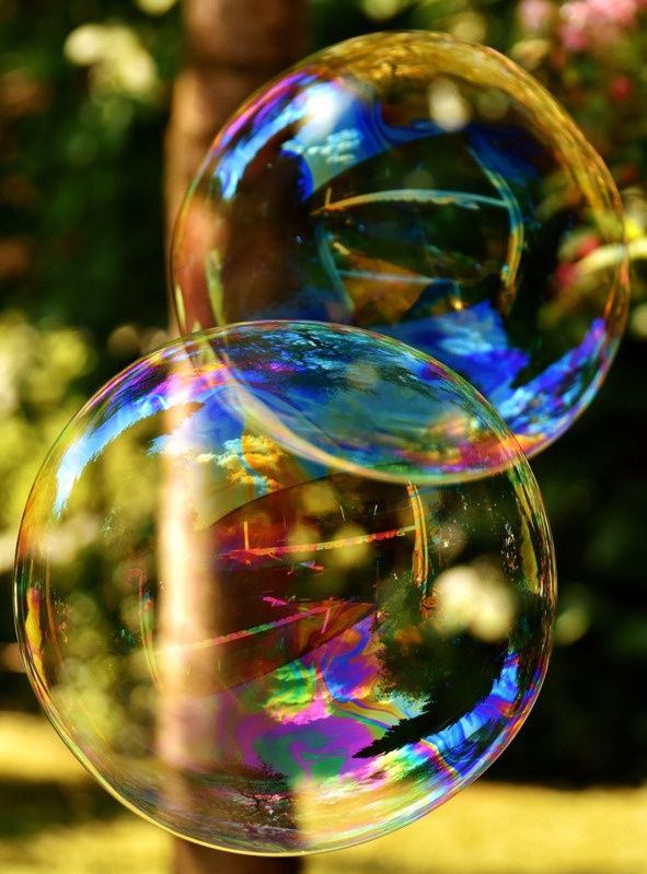 Иллюстрация к книге — Флакон счастья. Книга ароматов. Часть вторая. Парфюмерные истории [image40_5b5189626e484f0f7a344596_jpg.jpg]