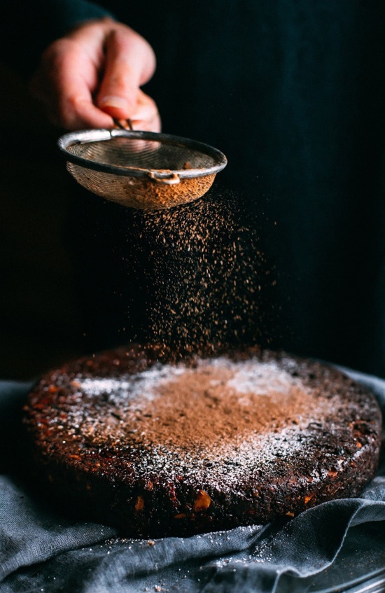 Иллюстрация к книге — Флакон счастья. Книга ароматов. Часть вторая. Парфюмерные истории [image68_5b6d9d1b351374492f5cb4d6_jpg.jpg]