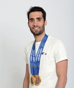 Иллюстрация к книге — Моя мечта о золоте и снеге [b00000050.jpg]