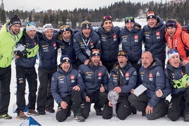 Иллюстрация к книге — Моя мечта о золоте и снеге [b00000052.jpg]