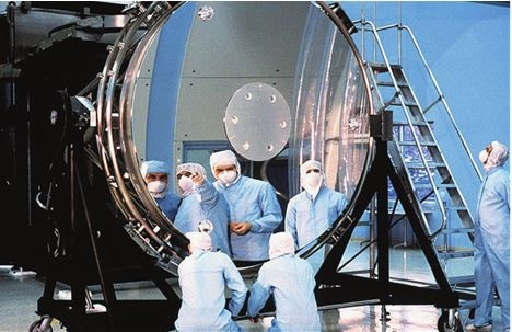 Иллюстрация к книге — Непридуманные космические истории [i_064.jpg]