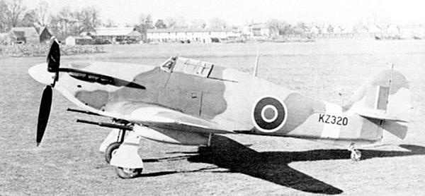 Иллюстрация к книге — «Ураганный» истребитель. «Харрикейны» в бою [i_149.jpg]