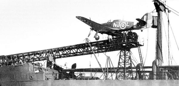 Иллюстрация к книге — «Ураганный» истребитель. «Харрикейны» в бою [i_160.jpg]