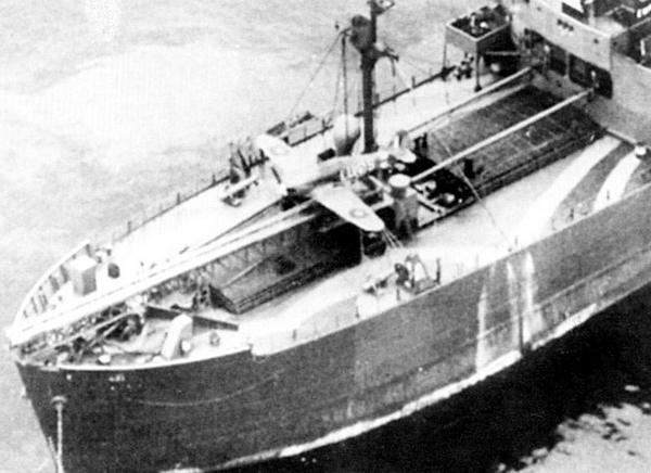 Иллюстрация к книге — «Ураганный» истребитель. «Харрикейны» в бою [i_161.jpg]