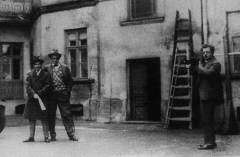 Иллюстрация к книге — Главная тайна горлана-главаря. Книга 4. Сошедший сам [_155.jpg]