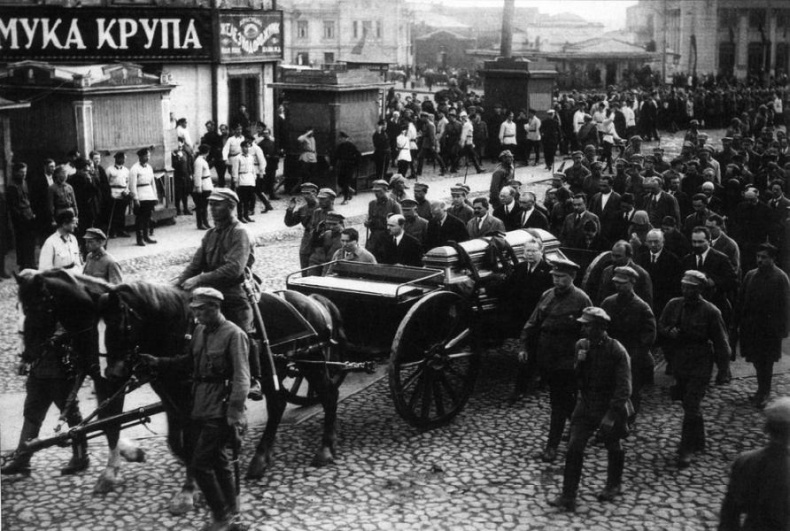 Иллюстрация к книге — Главная тайна горлана-главаря. Книга 4. Сошедший сам [_163.jpg]