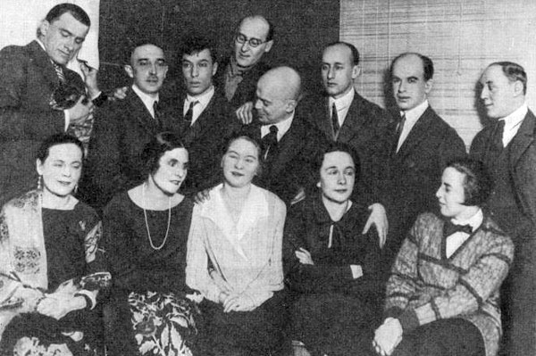 Иллюстрация к книге — Главная тайна горлана-главаря. Взошедший сам [i_015.jpg]