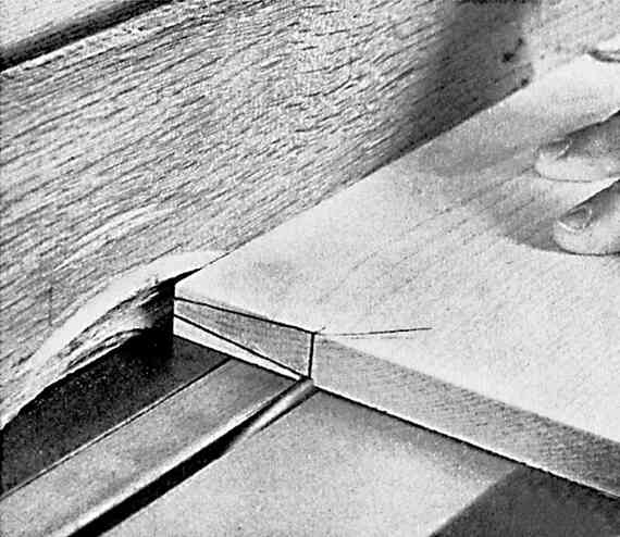 Иллюстрация к книге — Работы по дереву. Мебель для дома своими руками [i_098.jpg]