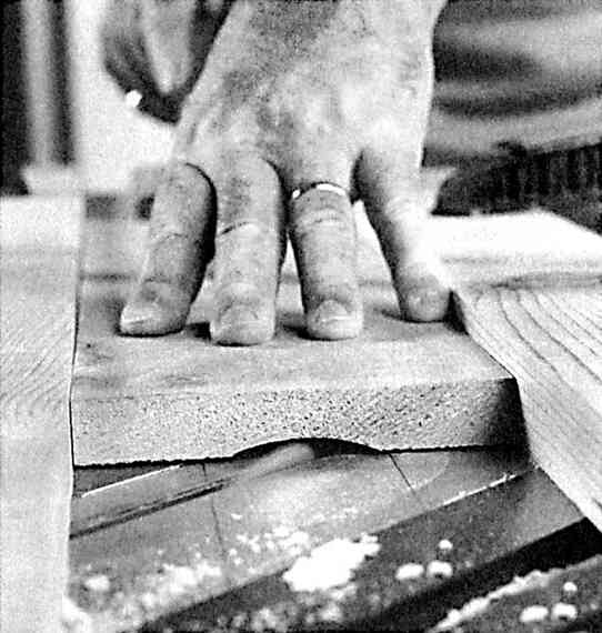 Иллюстрация к книге — Работы по дереву. Мебель для дома своими руками [i_126.jpg]