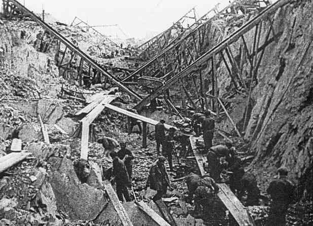 Иллюстрация к книге — Незримая битва сверхдержав [i_043.jpg]