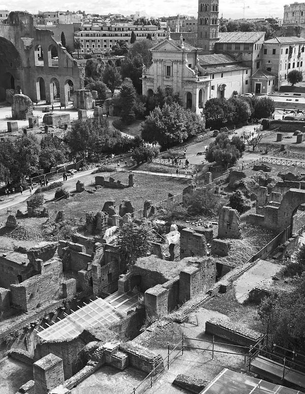 Иллюстрация к книге — Просто Рим. Образы Италии XXI [i_003.jpg]