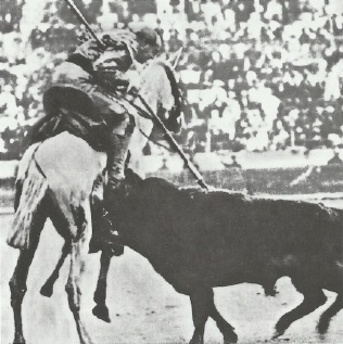 Иллюстрация к книге — Смерть после полудня [i_004.jpg]