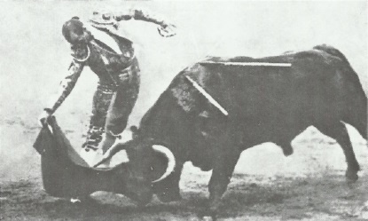 Иллюстрация к книге — Смерть после полудня [i_022.jpg]