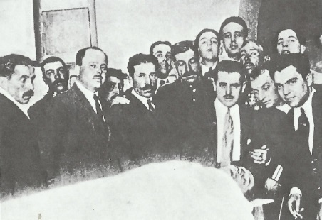 Иллюстрация к книге — Смерть после полудня [i_052.jpg]