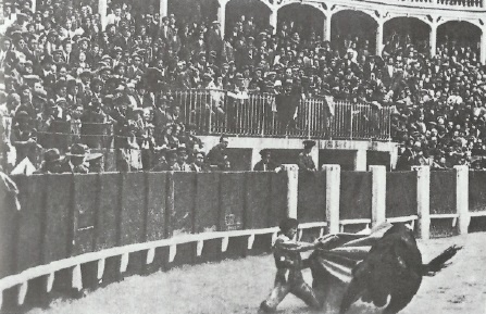 Иллюстрация к книге — Смерть после полудня [i_058.jpg]