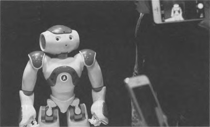 Иллюстрация к книге — ValueWeb. Как финтех-компании используют блокчейн и мобильные технологии для создания интернета [i_075.jpg]