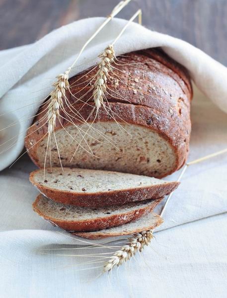 Иллюстрация к книге — 365 рецептов. Блюда из хлебопечки [i_008.jpg]