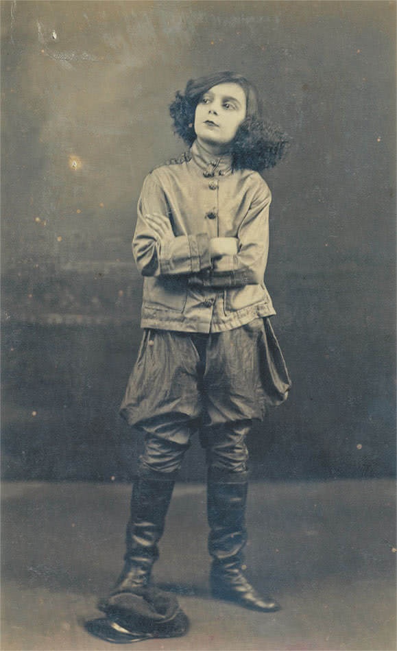 Иллюстрация к книге — Карта дней [i_027.jpg]